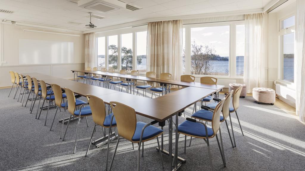 Almasa Hotell & Konferens Västerhaninge Exteriör bild